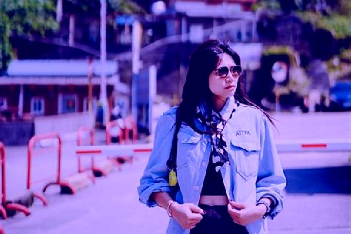 Zoey, 35 — Escort in Kuma, Japan