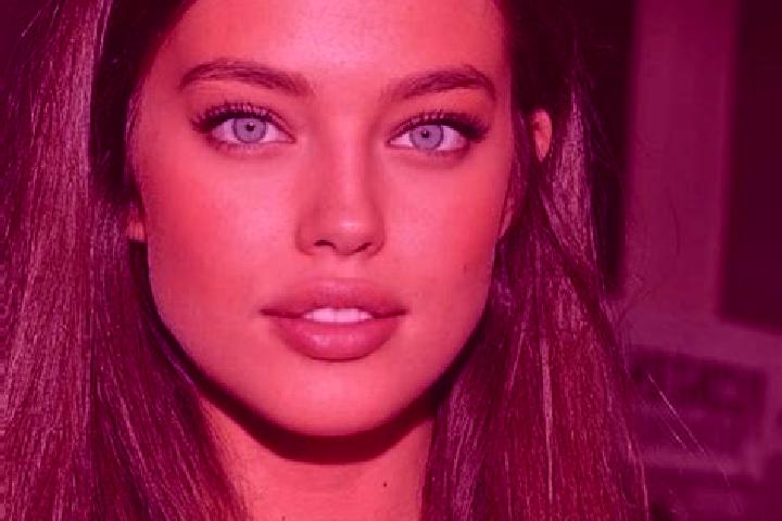 Zoey, 36, a chestnut green-eyed caucasian companion based in Cawilayan. Offering 69, Duos, A-Level, Striptease. Available for incall and outcall, day and eve...
