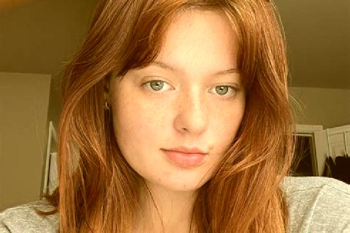 Zoey, 36, a red grey-eyed latina companion based in Ulan-Ude. Offering 69, CIM, Duos. Available for incall and outcall, overnight bookings available.