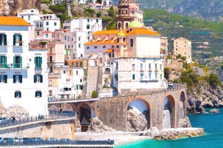 Zoey, 36 — Escort in Gandosso, Italy