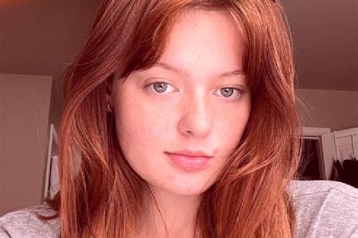 Zoey, 37, a red hazel-eyed mediterranean companion based in Kirchham. Offering Deep French Kissing, Massage. Available for incall and outcall, overnight book...