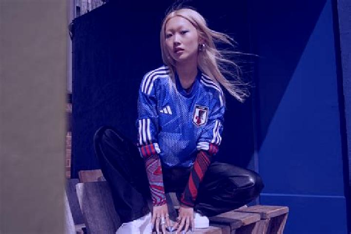 Zoey, 37 — Escort in Ie, Japan