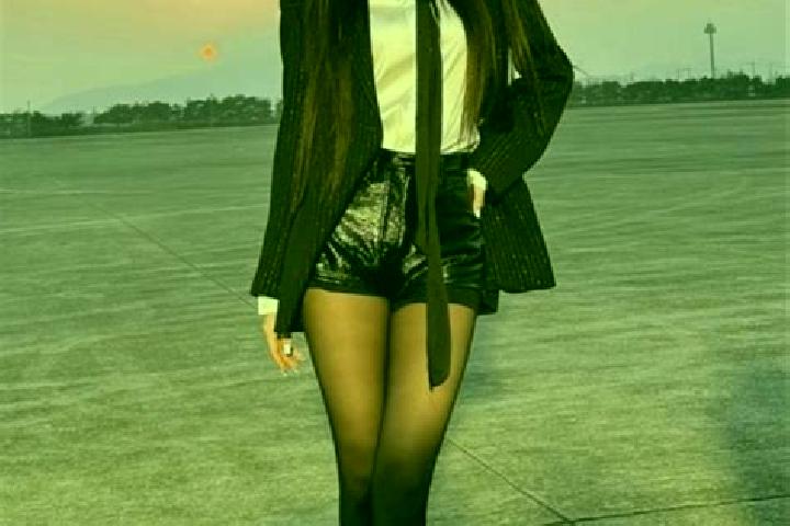 Zoey, 37 — Escort in Yijin, China