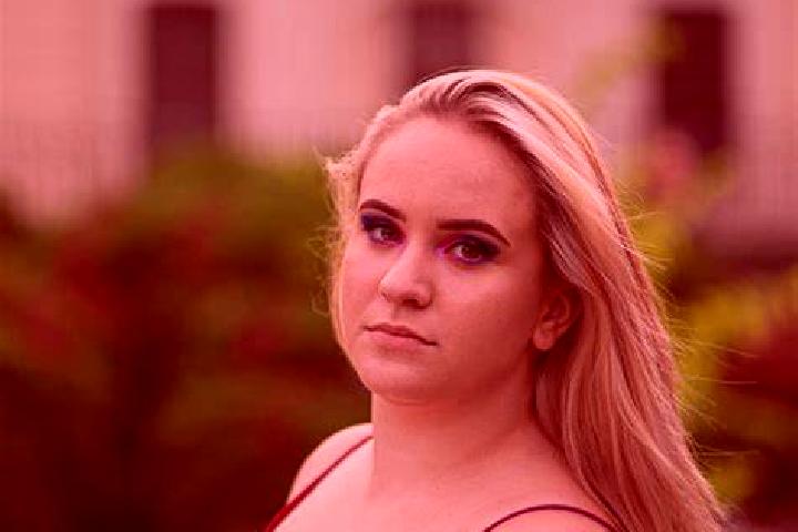 Zoey, 38, a blonde dark-eyed latina companion based in Igueben. Offering A-Level, Striptease, Party Girl. Available for incall and outcall, overnight booking...