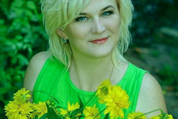 Zoey, 38 — Escort in Nadvirna, Ukraine