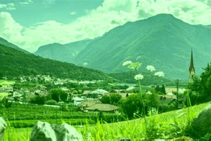Zoey, 38 — Escort in Naz-Sciaves - Natz-Schabs, Italy