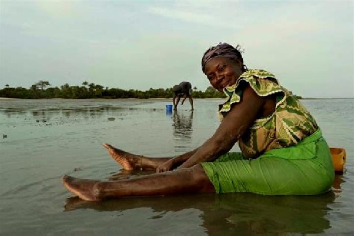 Zoey, 38 — Escort in Salikene, Gambia